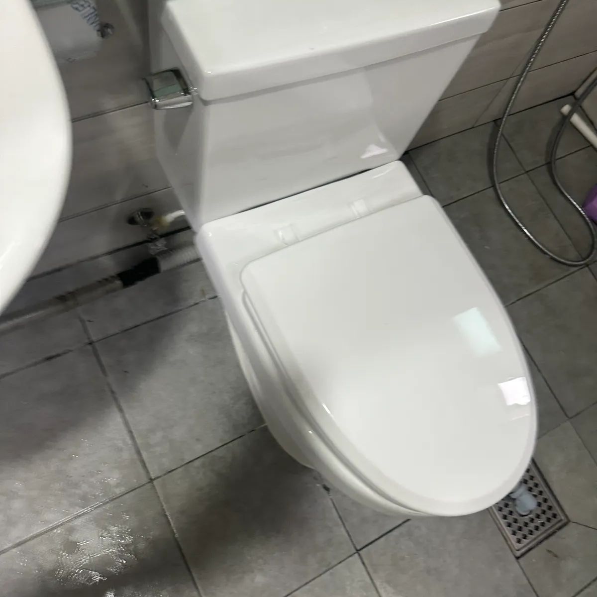 인천 옹진군 영흥면 변기 누수 원인 점검 참고 사진